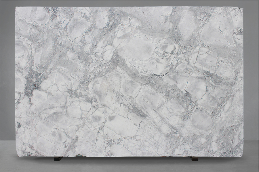 What is Patagonia Quartzite? Colors, Uses & Maintenance Guide for Kitchens, Flooring & Walls